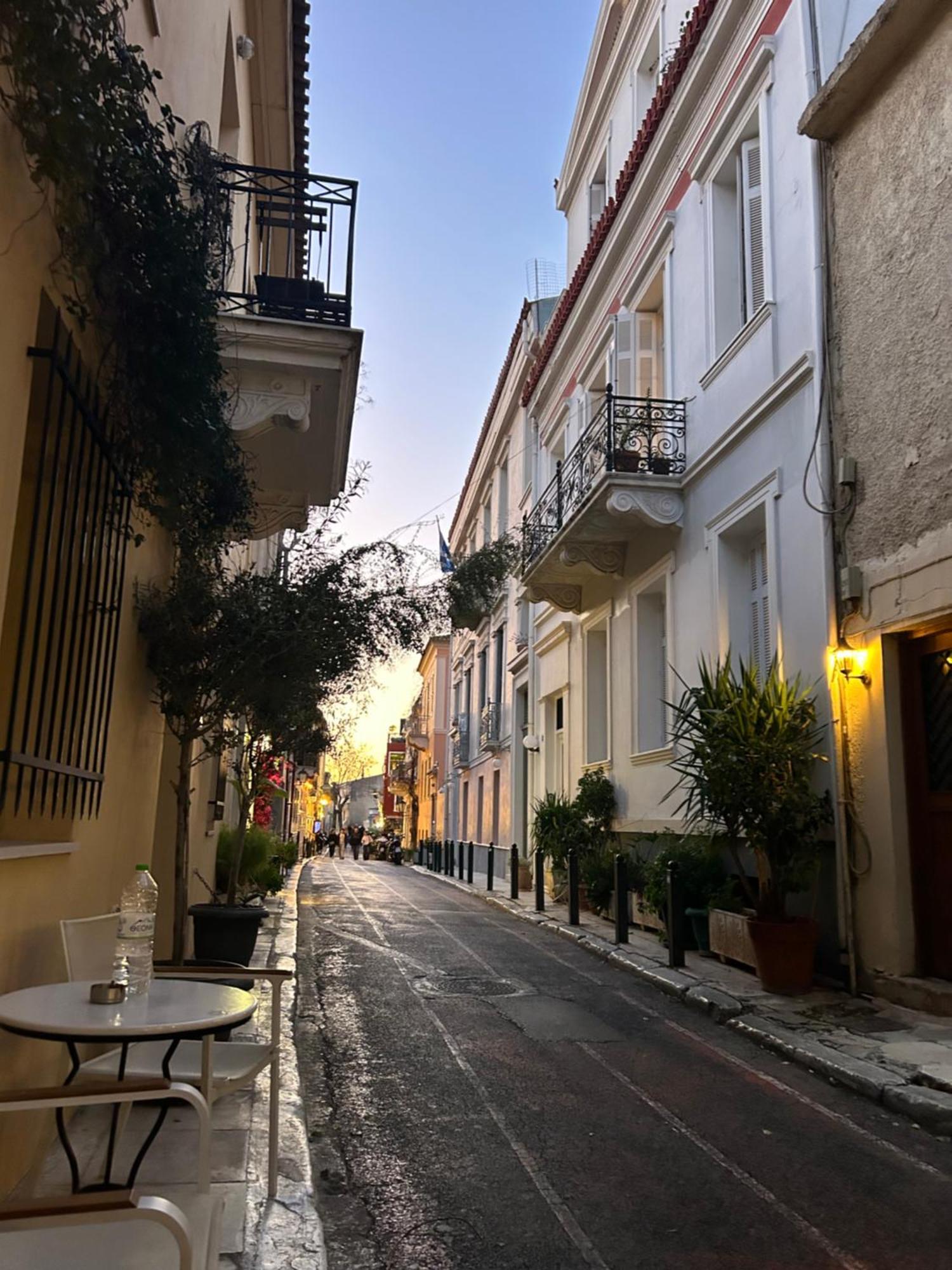 Acropolis 360 Residence,2 Bedr Casa vacanze Atene
